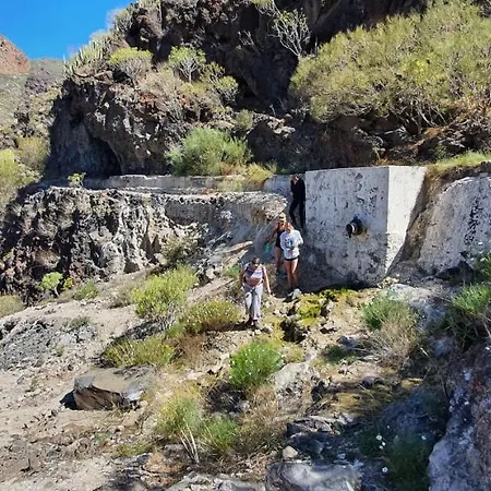 ホステル Adventure House Tenerife Alcalá la Real