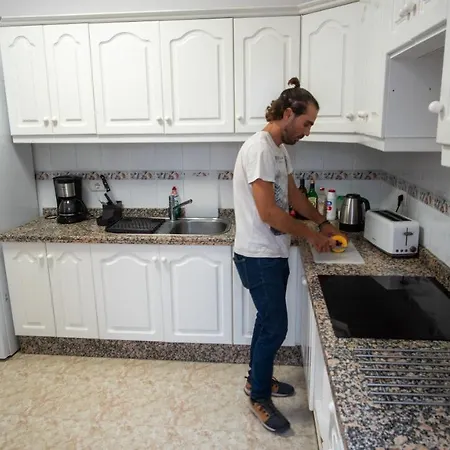 Adventure House Tenerife ホステル Alcalá la Real