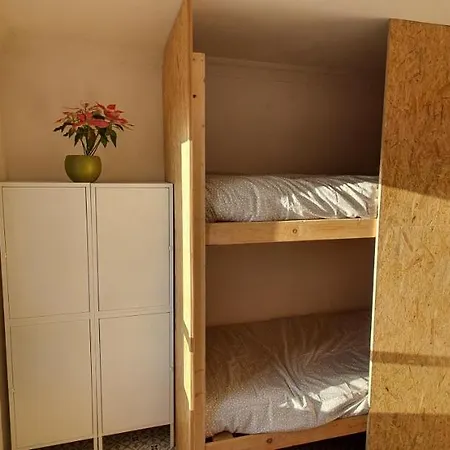 Adventure House Tenerife Vandrerhjem