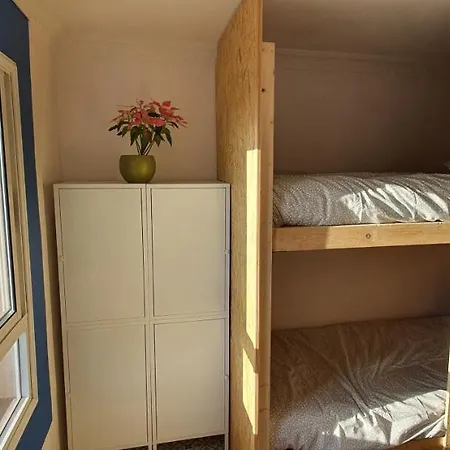 ホステル Adventure House Tenerife Alcalá la Real